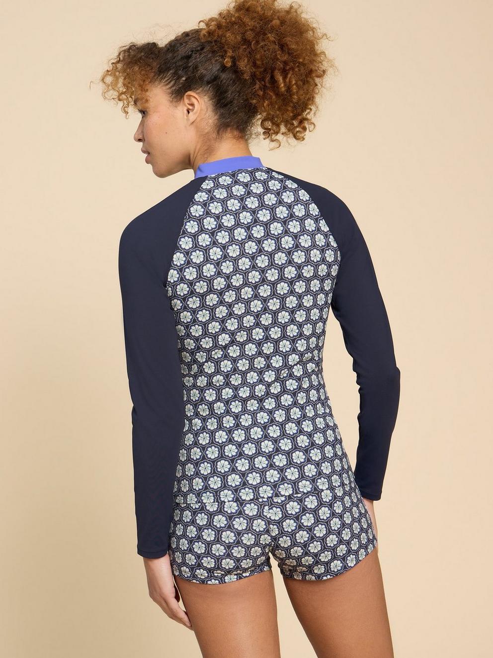 Bay Rash Printed Vest in NAVY MULTI - MODEL BACK