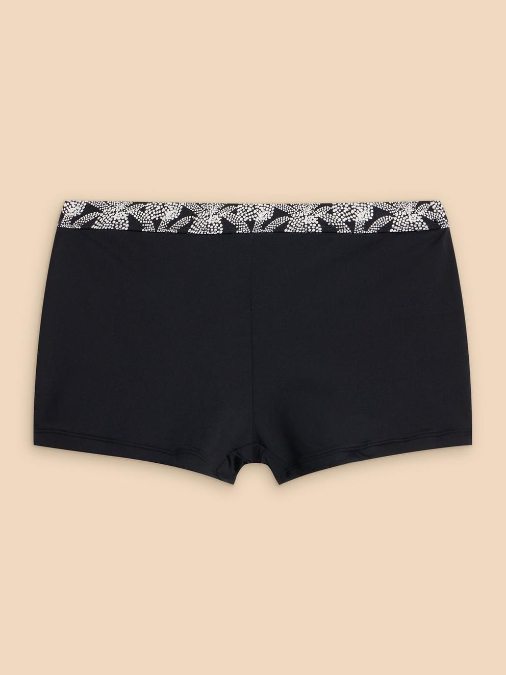 Bay Print Swim Short in BLK PR - FLAT FRONT