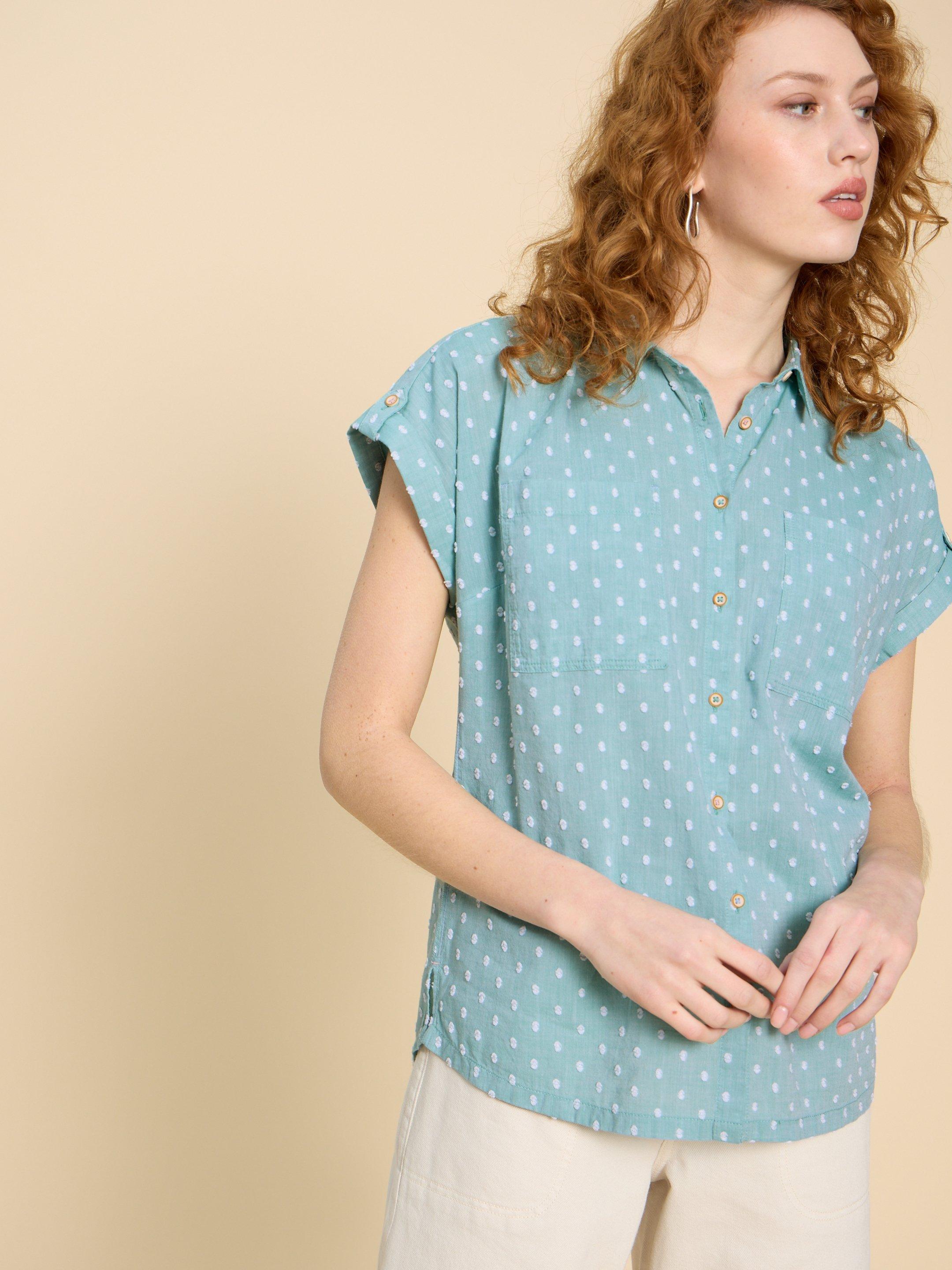 Ellie Organic Cotton Shirt in GREEN MLT - MODEL DETAIL