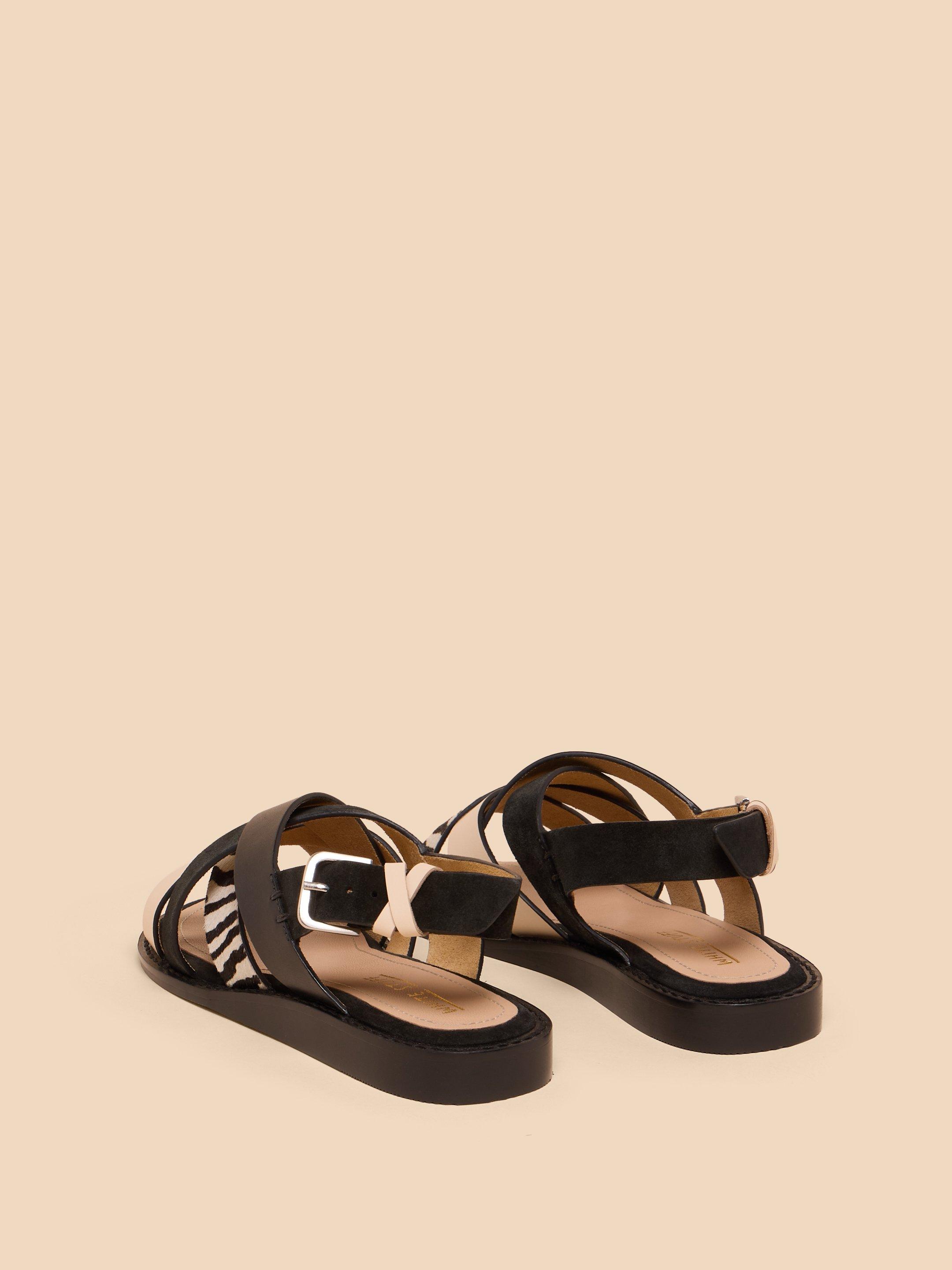 Holly Leather Mini Wedge in BLK MLT - FLAT DETAIL