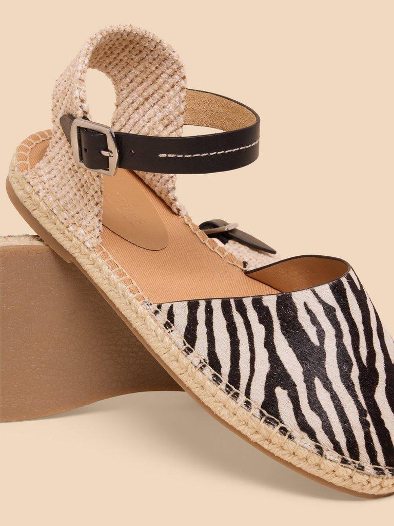 Buttercup Leather Espadrille in BLK PR - FLAT BACK