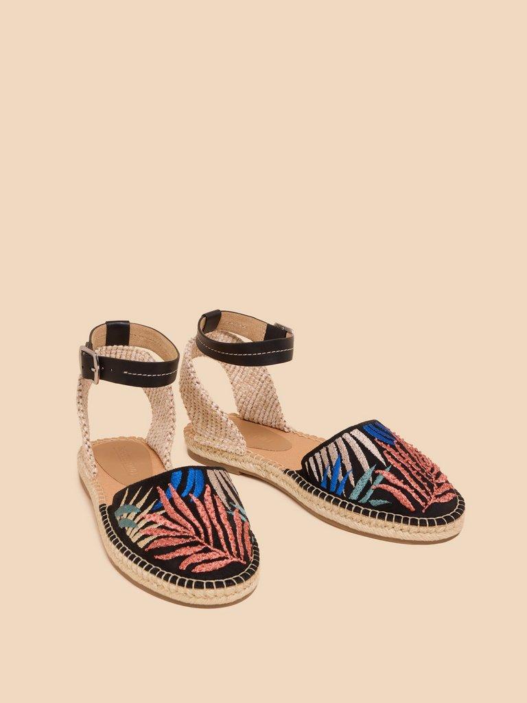 Honeysuckle Leaf Espadrille in BLK MLT - FLAT FRONT