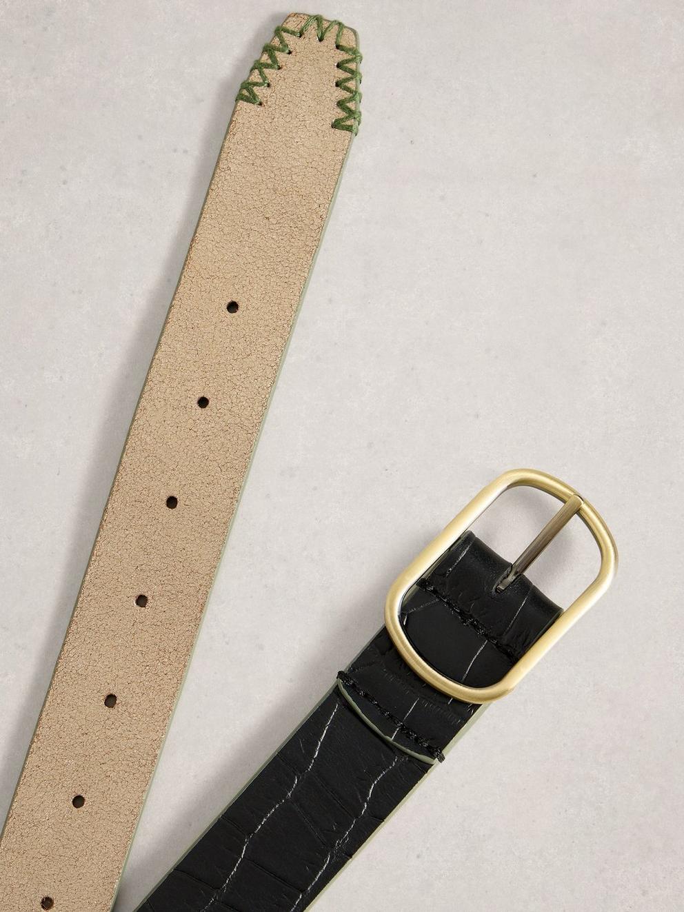 Reversible Belt Leather in BLK MLT - FLAT DETAIL