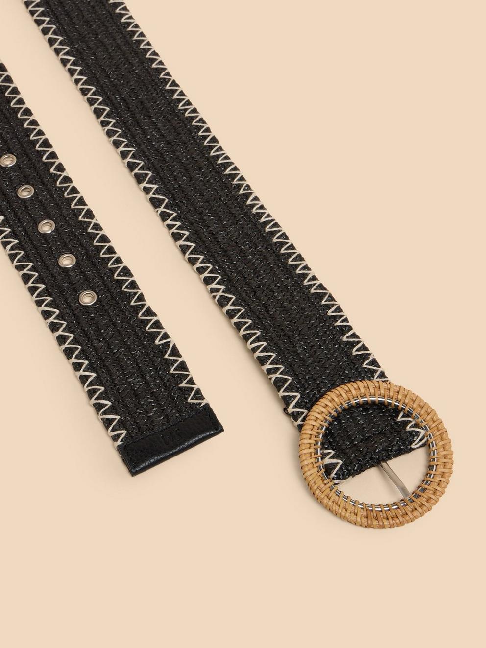 Raffia Woven Belt in PURE BLK - FLAT DETAIL