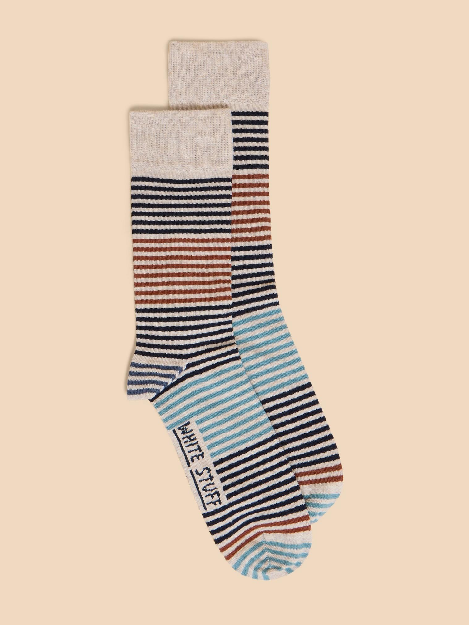 Fine Stripe Ankle Sock in NAT MLT - MODEL FRONT