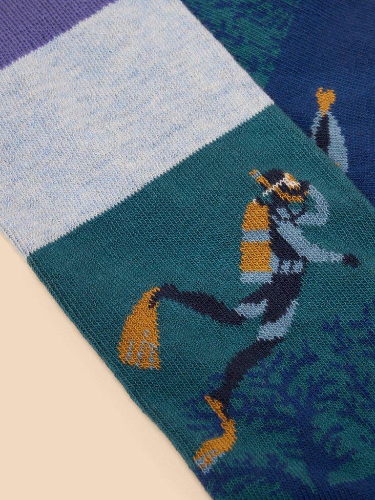Deep Sea Diver Ankle Sock in NAVY MULTI - FLAT DETAIL