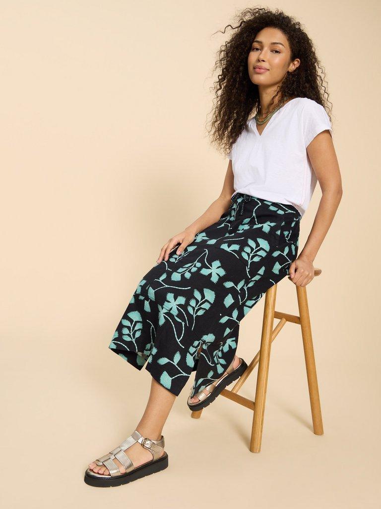 Elle Linen Blend Skirt in BLK PR - LIFESTYLE