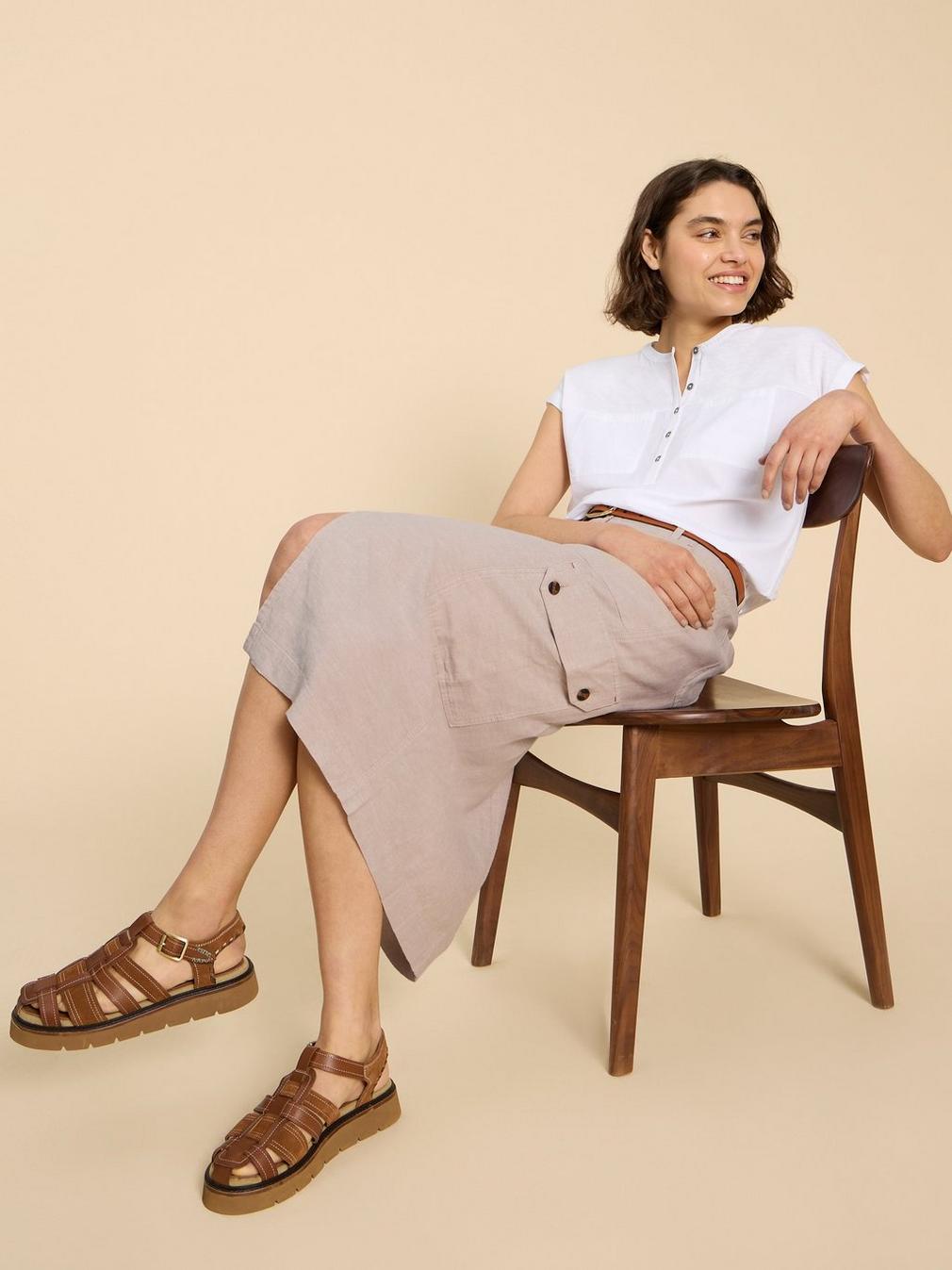 Arabella Linen Blend Skirt in LGT NAT - LIFESTYLE