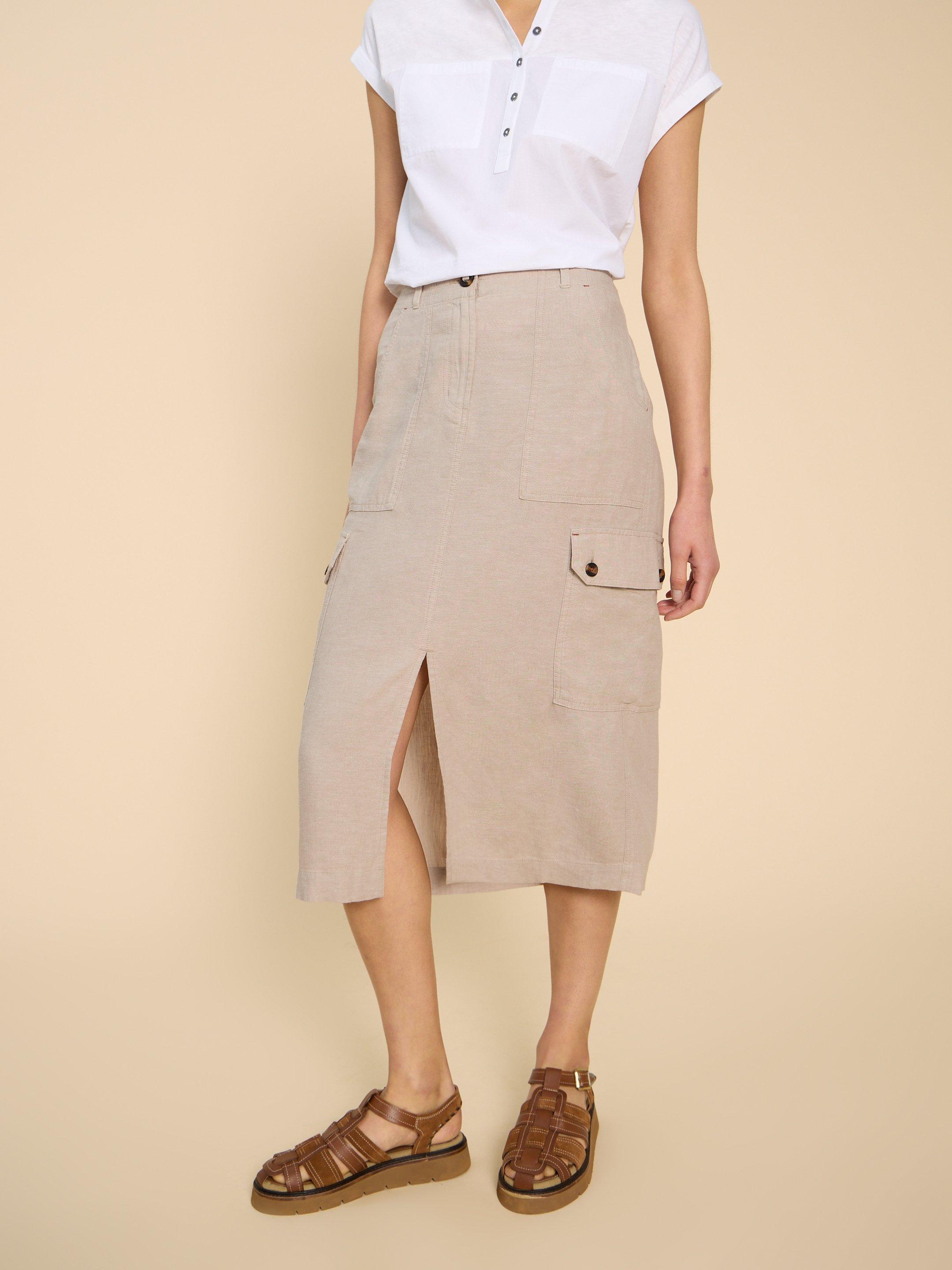 Arabella Linen Blend Skirt in LGT NAT - MODEL DETAIL