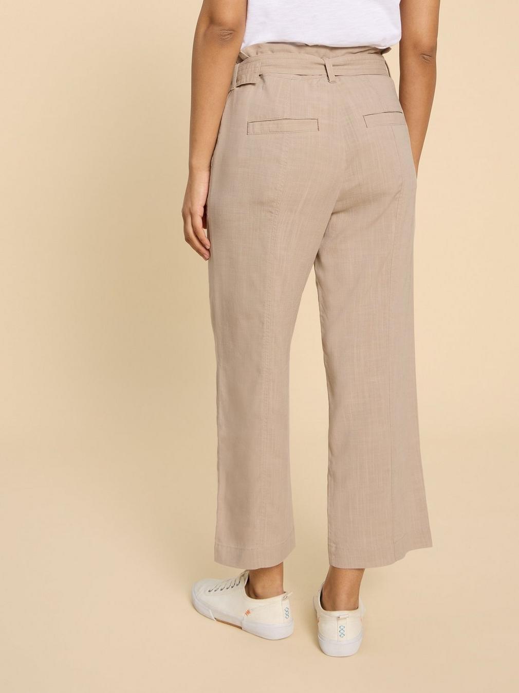 Teakie Tencel Linen Trouser in LGT NAT - MODEL BACK