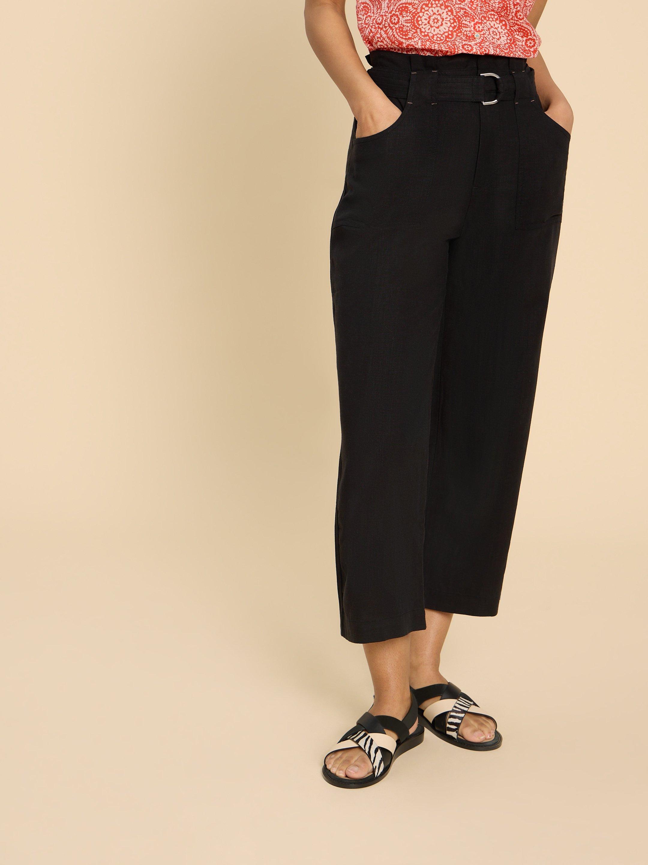 Teakie Tencel Linen Trouser in PURE BLK - MODEL DETAIL