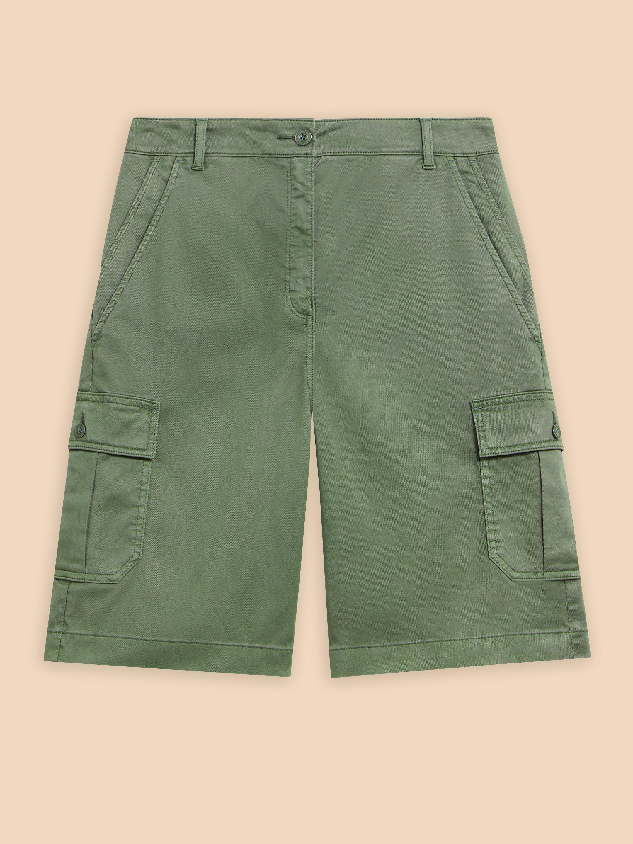 Everleigh Cargo Shorts in MID GREEN - FLAT FRONT