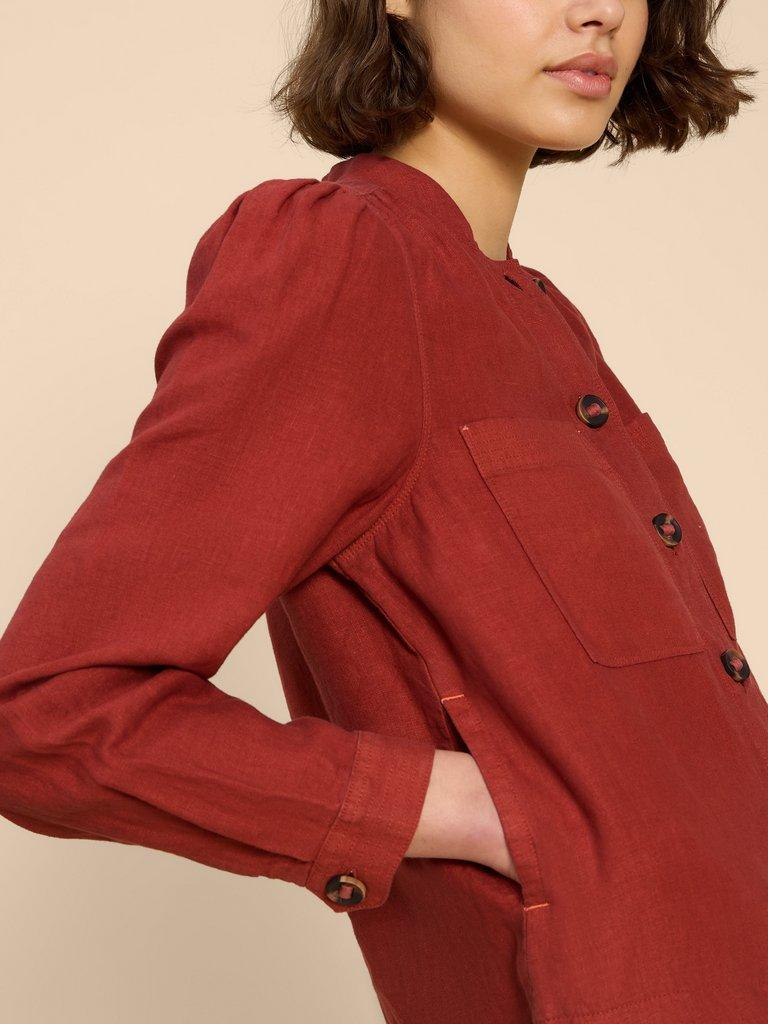 Delilah Linen Jacket in DK RED - MODEL DETAIL
