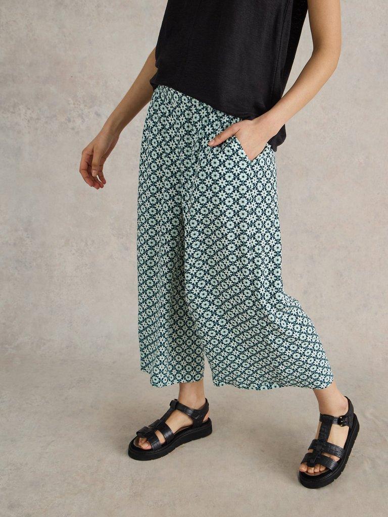 Lisette Crinkle Culotte in NAVY PR - MODEL FRONT