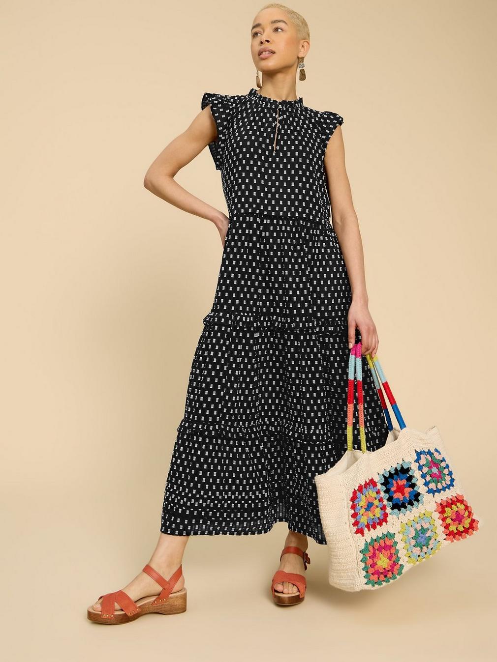 Rosie Cotton Maxi Dress in BLK MLT - MODEL FRONT