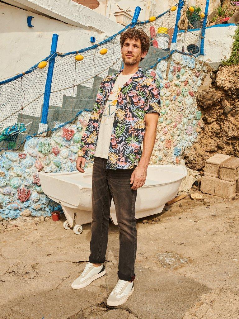 Flamingo Printed SS Shirt in BLK PR - MIXED