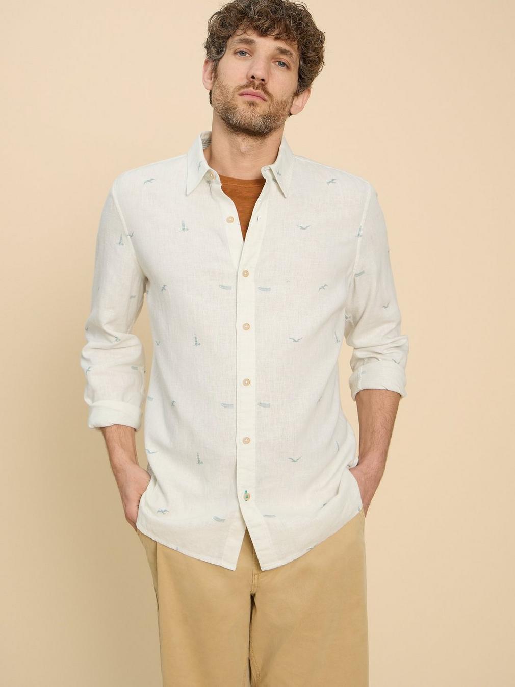 Lighthouse Print Linen Shirt in WHITE PR - MODEL DETAIL