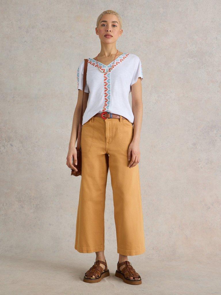 Tia Wide Leg Crop Jean in MID YELLOW - MODEL DETAIL