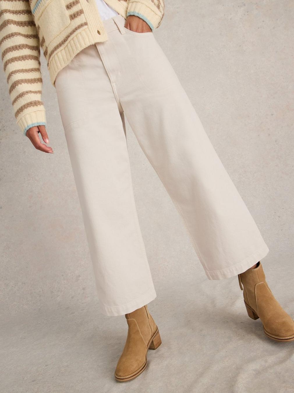 Tia Wide Leg Crop Jean in NAT WHITE - LIFESTYLE