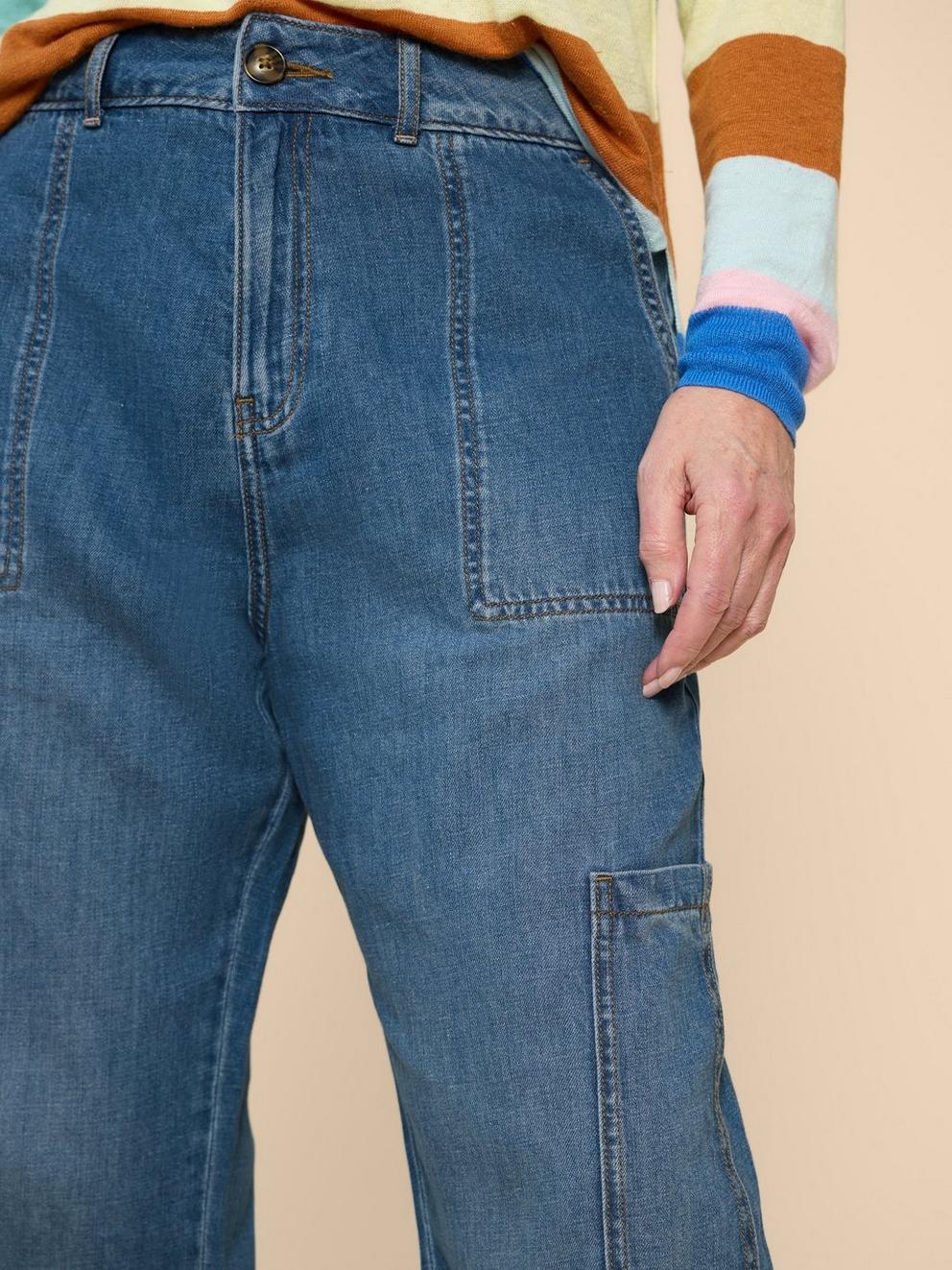 Demi Cargo Jean in LGT DENIM - MODEL DETAIL