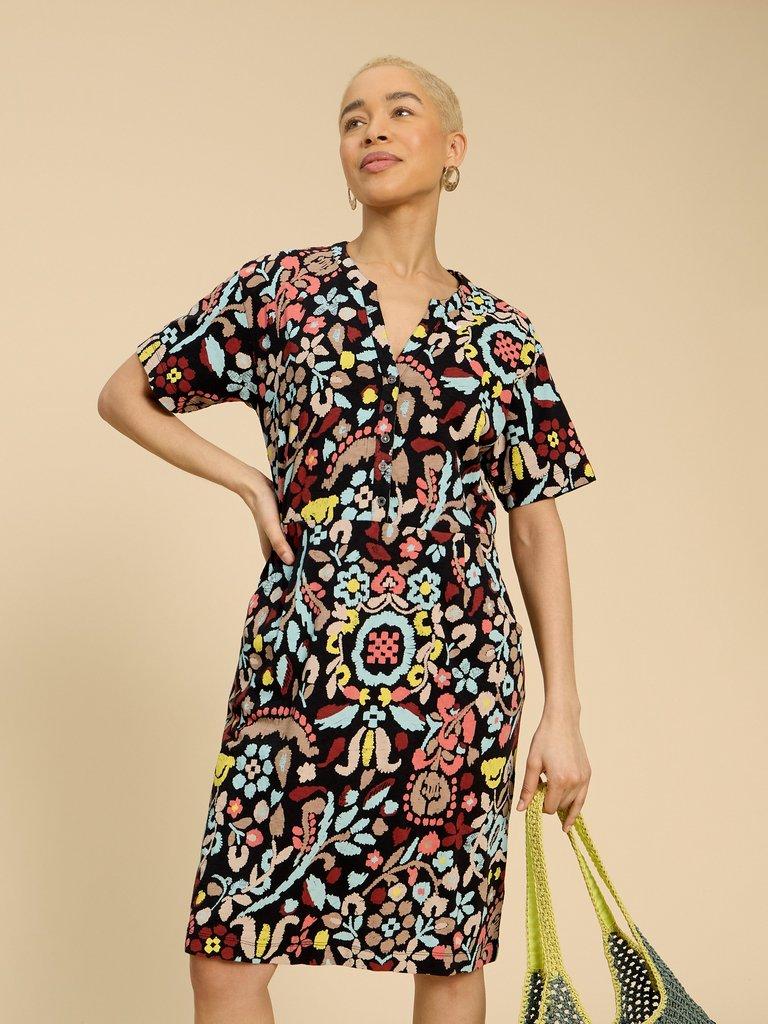 Tammy Cotton Printed Jersey Dress in GREY PR - MODEL DETAIL