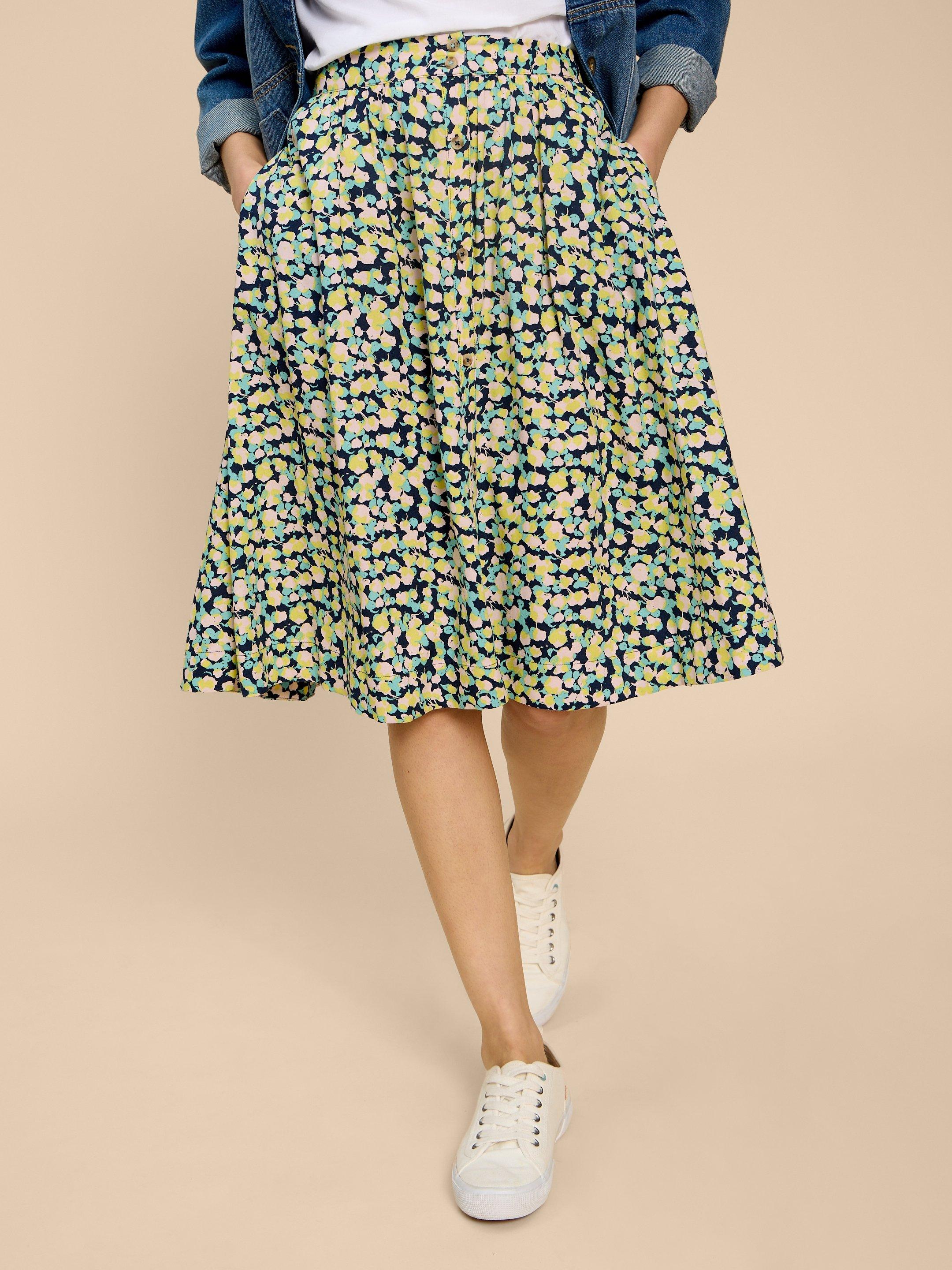 Sarah Eco Vero Knee Skirt in NAVY PR - MODEL DETAIL
