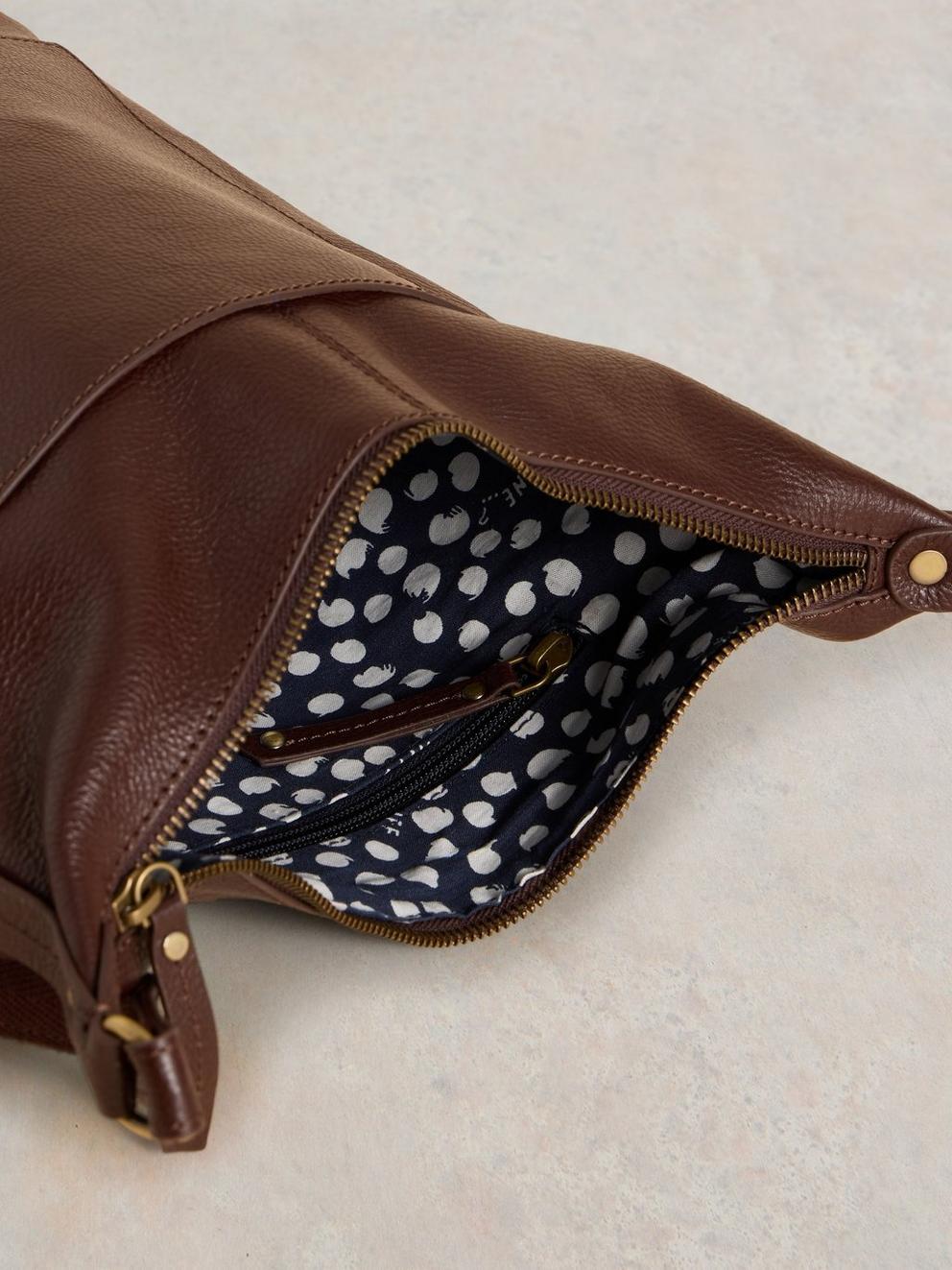 Fern Crossbody in DK BROWN - MODEL DETAIL