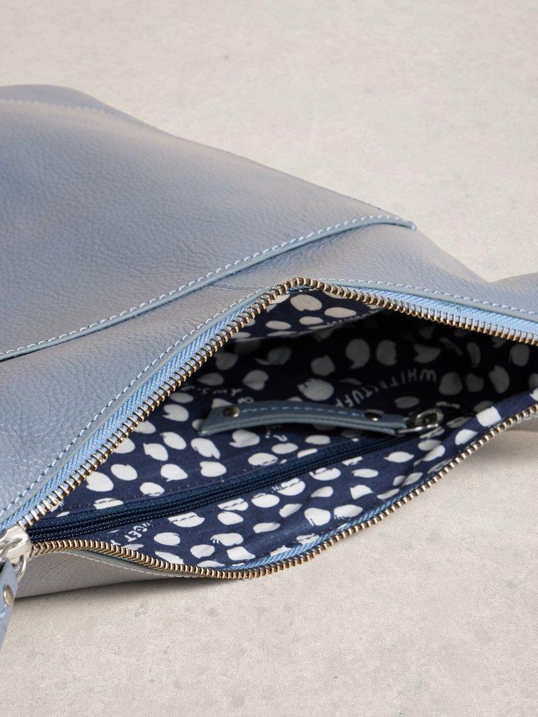 Fern Crossbody in MID BLUE - FLAT DETAIL