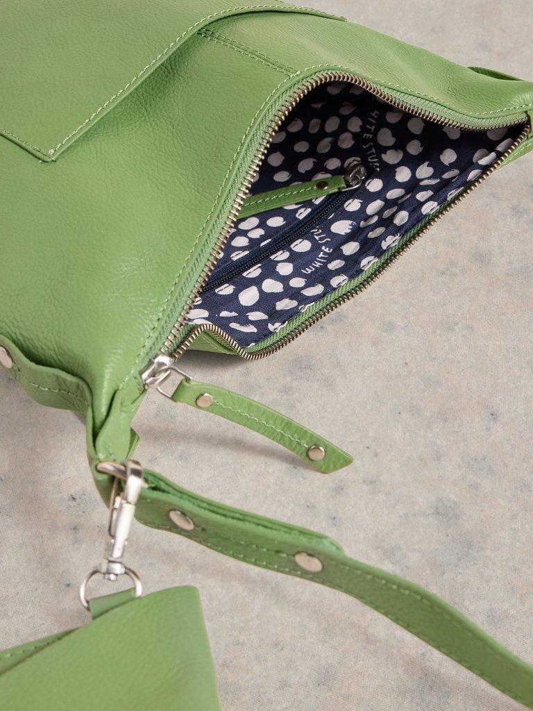 Fern Crossbody in MID GREEN - FLAT DETAIL