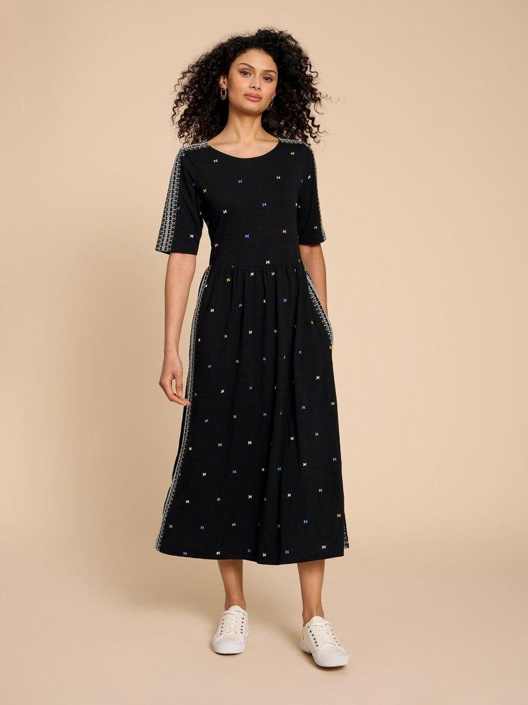 Addison Embroidered Midi Dress in BLK MLT - LIFESTYLE