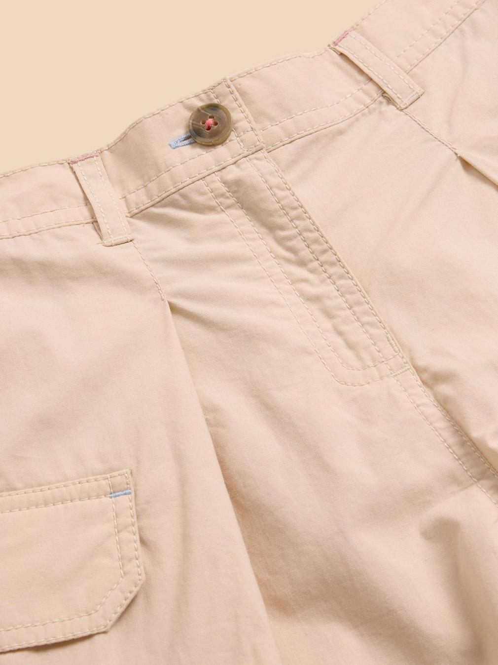 Colette Cargo Short in LGT NAT - FLAT DETAIL