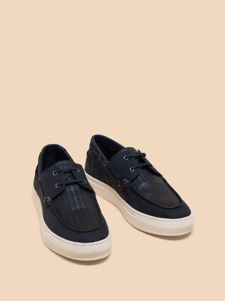 Noah Leather Boat Shoe in DARK NAVY - FLAT FRONT