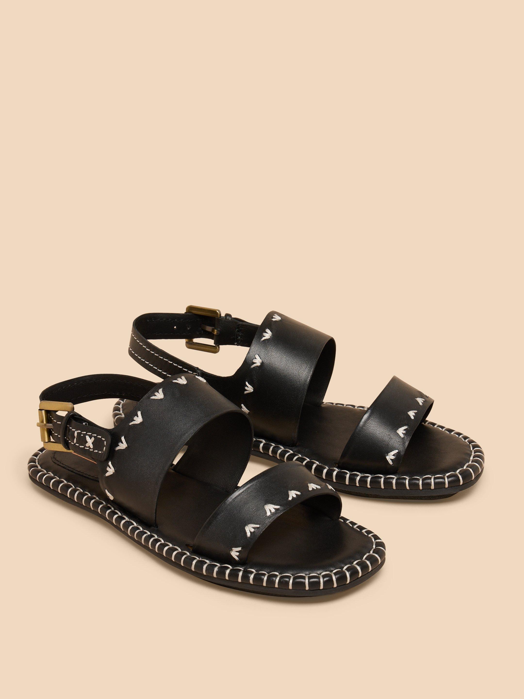 Sweetpea Leather Sandal in PURE BLK - FLAT FRONT