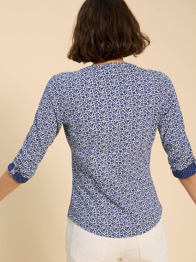 CONNIE COLLARLESS SHIRT in BLUE MLT - MODEL BACK