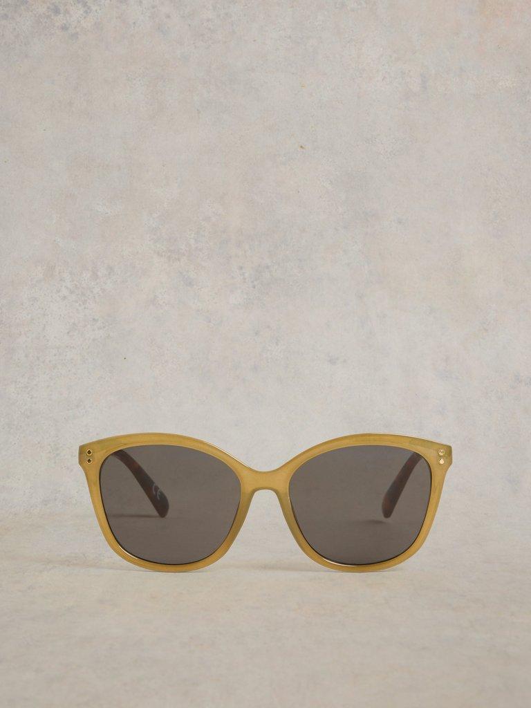 Sia Soft Cateye Sunglasses in DUS GREEN - FLAT BACK