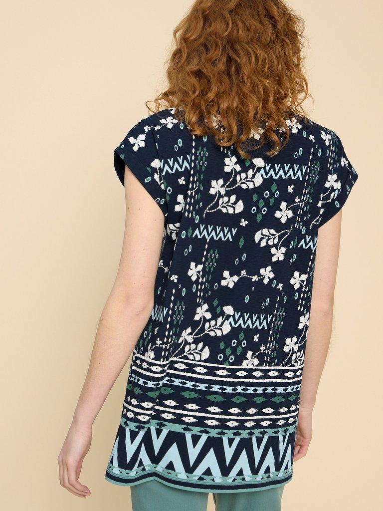 CARRIE TUNIC in NAVY PR - MODEL BACK