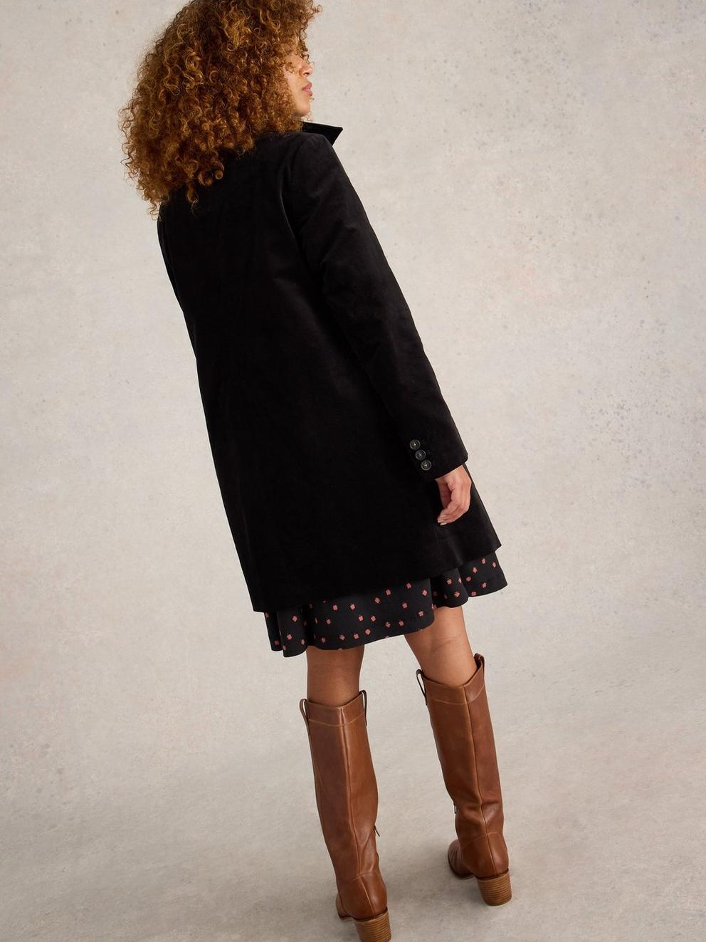 Karla Velvet Coat in PURE BLK - MODEL BACK