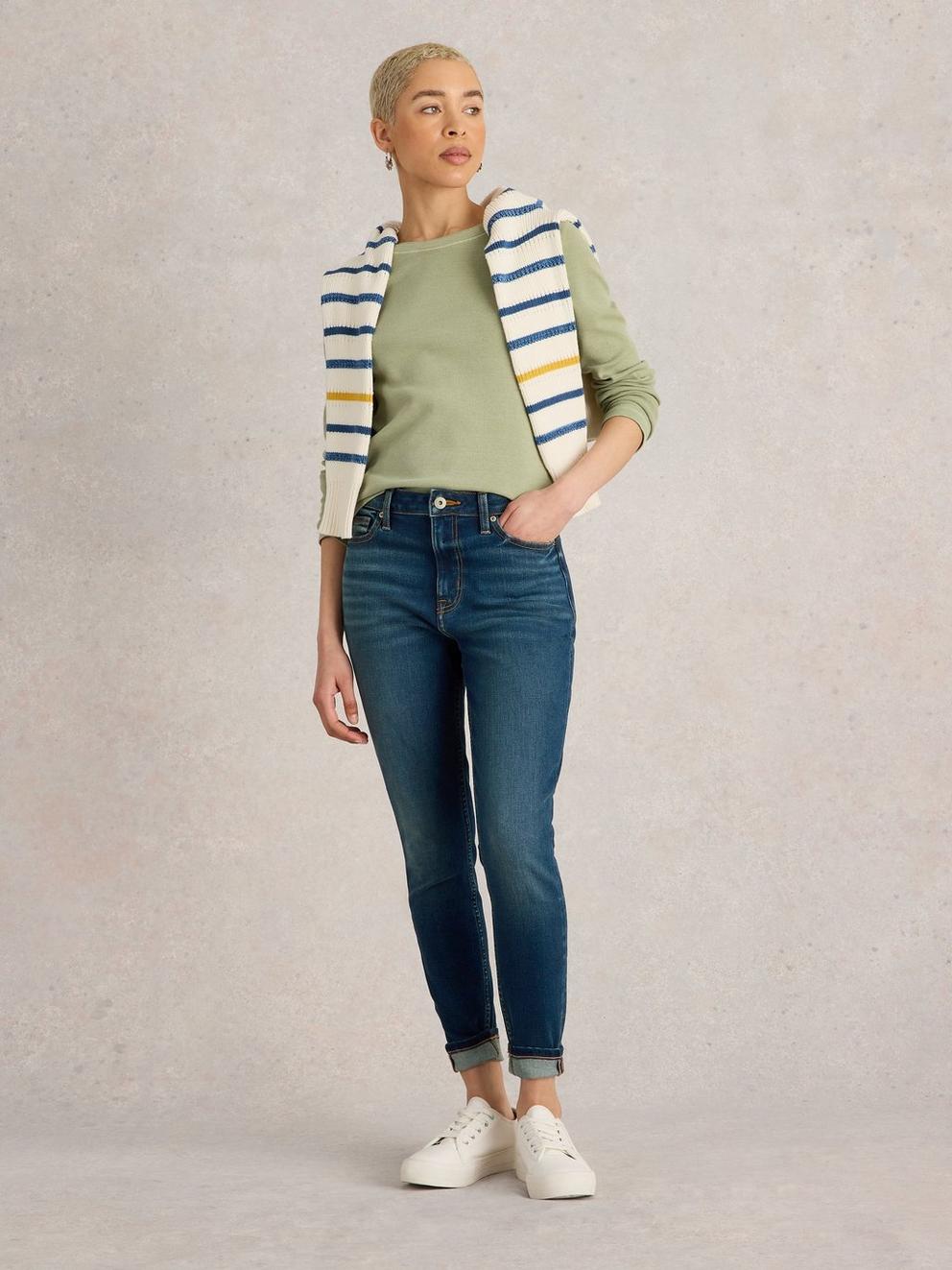 Holly Skinny Jean in MID DENIM - MODEL FRONT