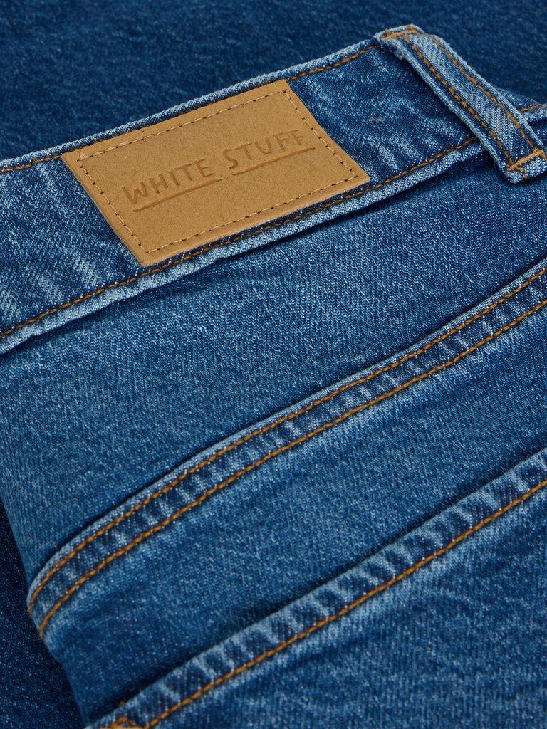 Ayla Wide Leg Jean in MID DENIM - FLAT DETAIL