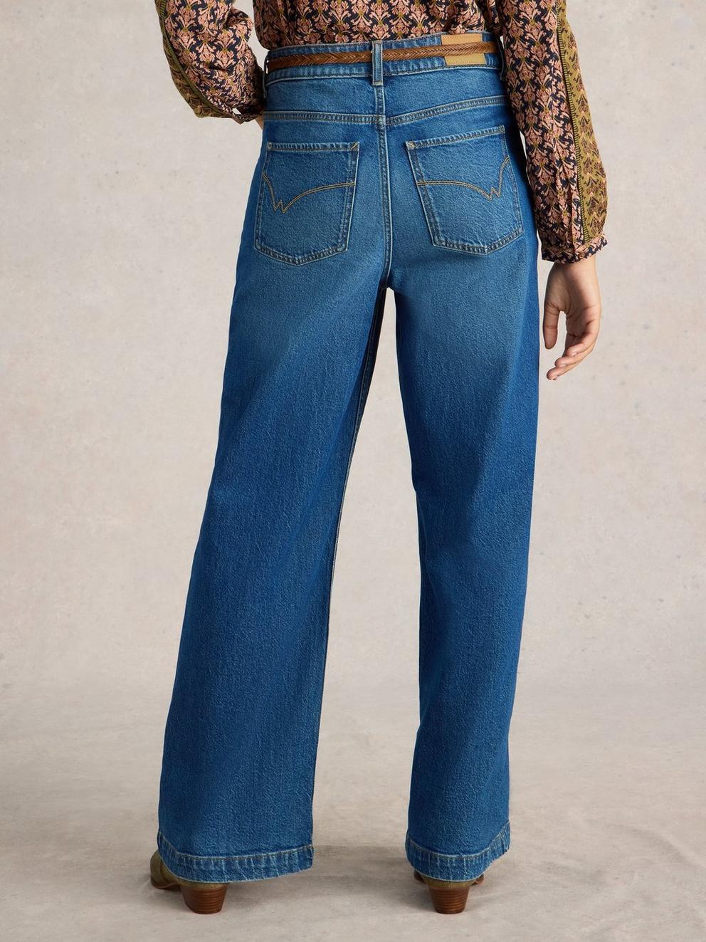 Ayla Wide Leg Jean in MID DENIM - MODEL BACK