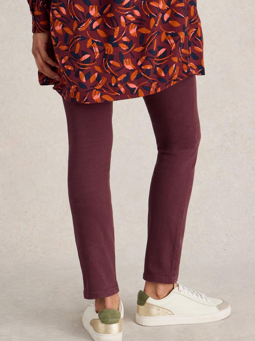 Janey Cotton Mid Rise Jegging in DK PLUM - MODEL BACK