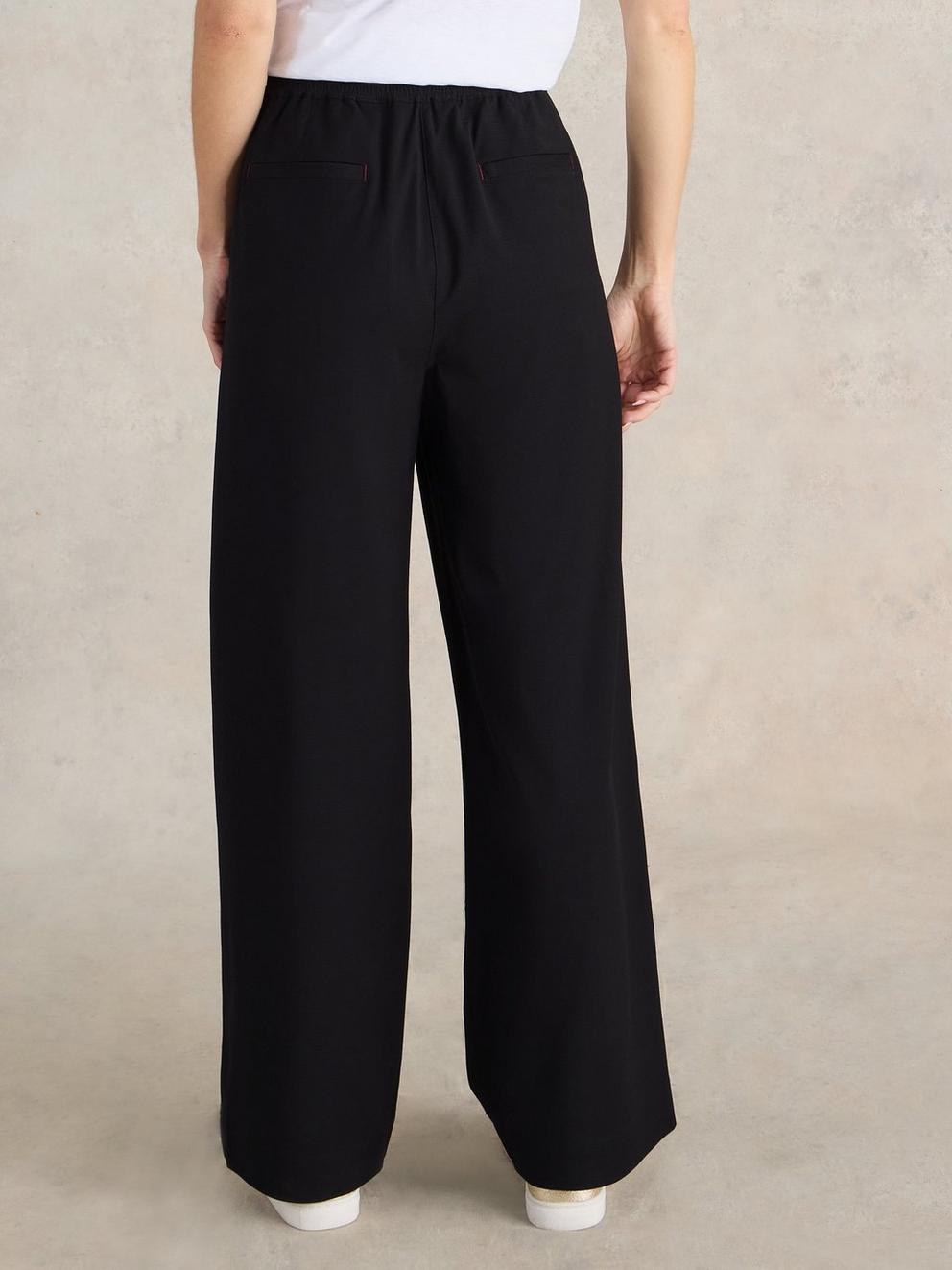 Freda Wide Leg Trouser in PURE BLK - MODEL BACK