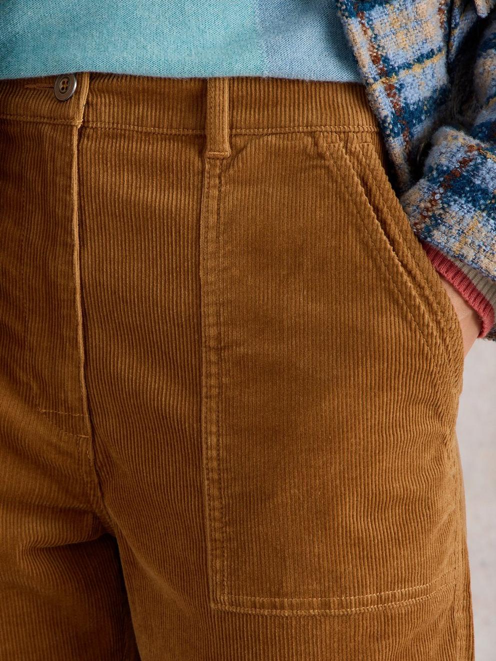Twister Cord Trouser in MID TAN - MODEL DETAIL
