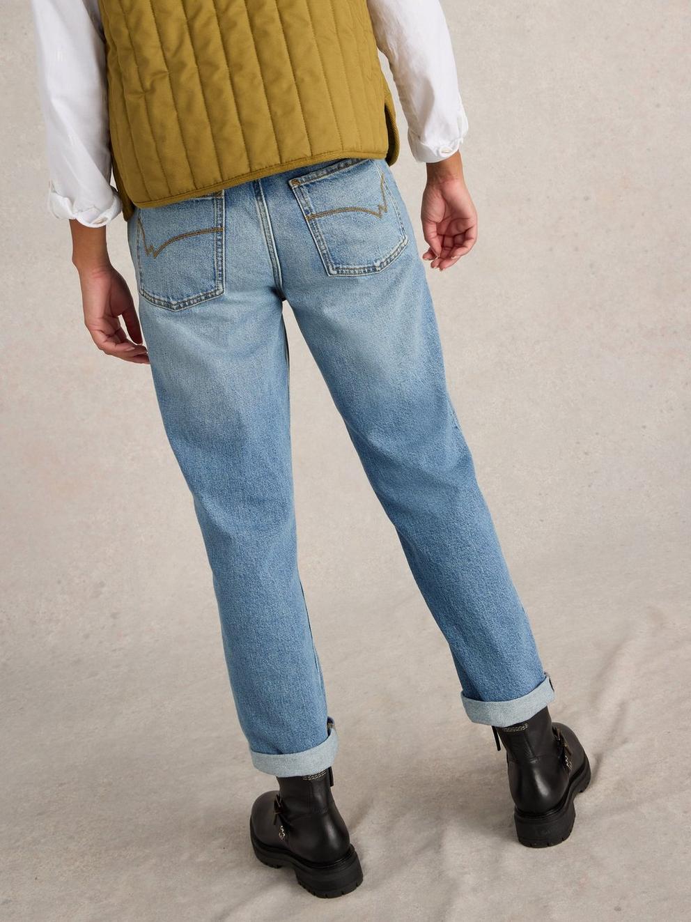 Charlie Straight Jean in MID DENIM - MODEL BACK