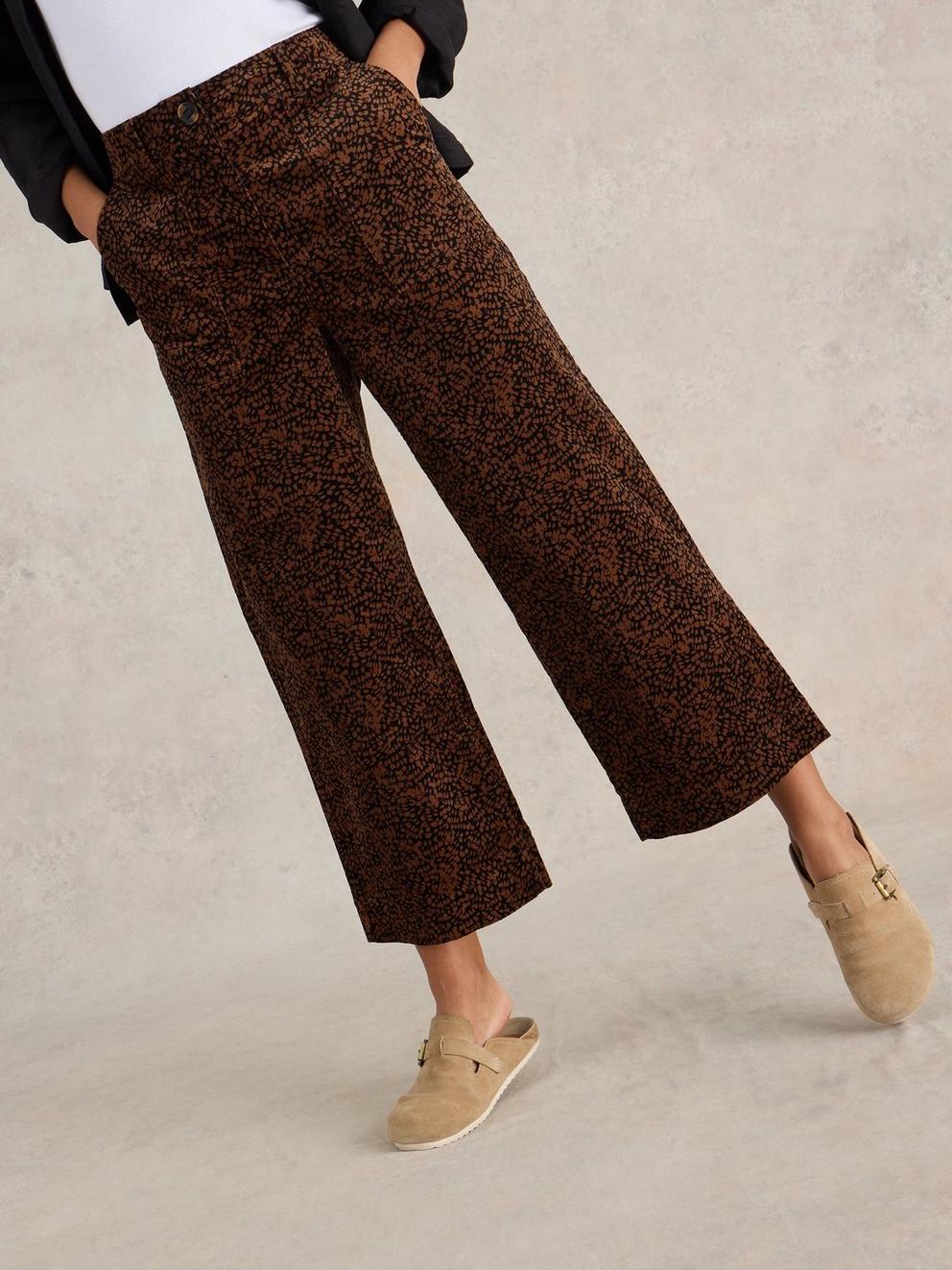 Romy Cord Culottes in BLK PR - MODEL DETAIL