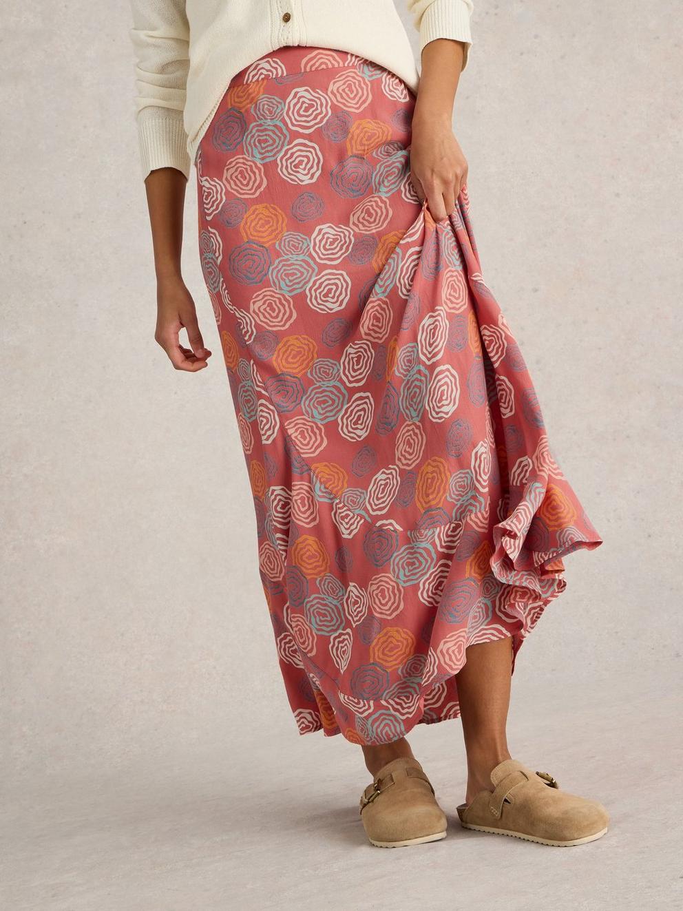 Sara Maxi Skirt in PINK PR - MODEL DETAIL