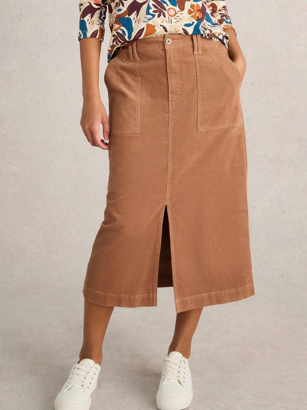 Maren Organic Cord Skirt in LGT NAT - MODEL DETAIL