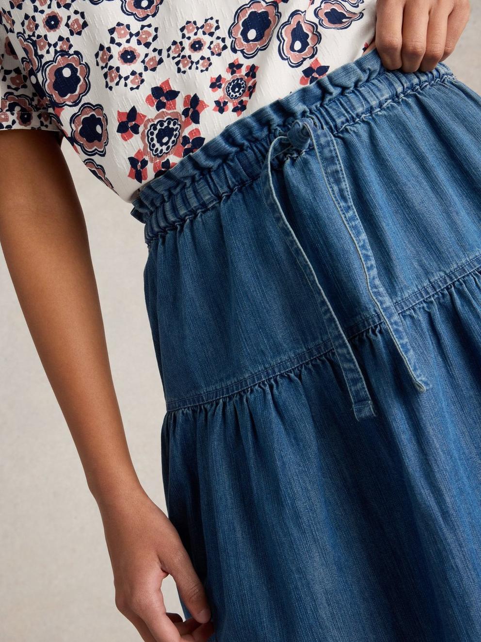 Seema Denim Skirt in MID DENIM - MODEL DETAIL