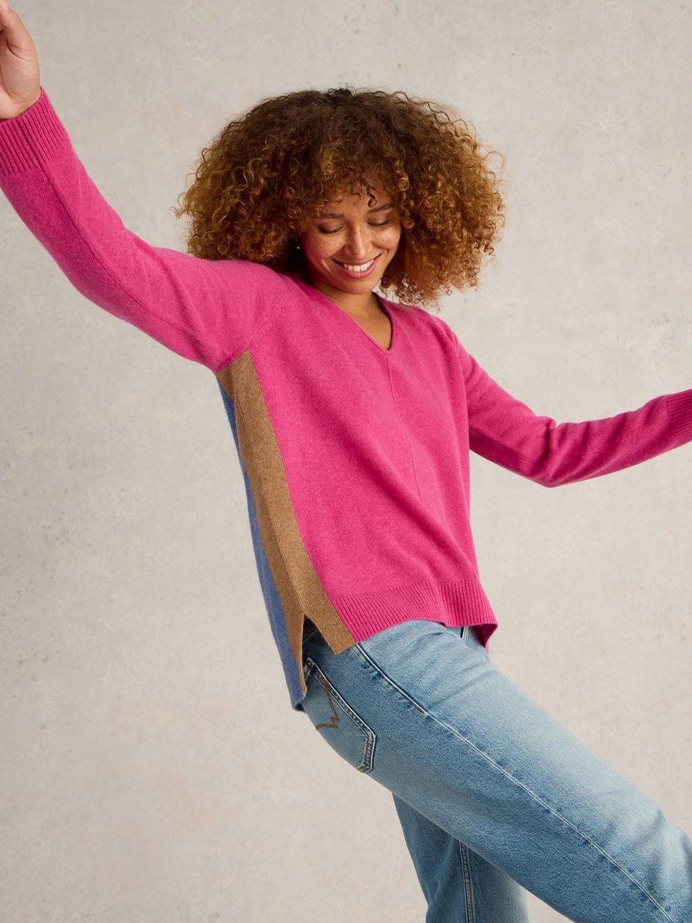 VERITY V NECK CASHMERE JUMPER in PINK MLT - MODEL DETAIL