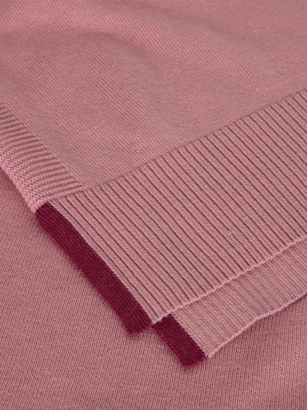 OLIVE CREW NECK COTTON JUMPER in DUS PINK - FLAT DETAIL